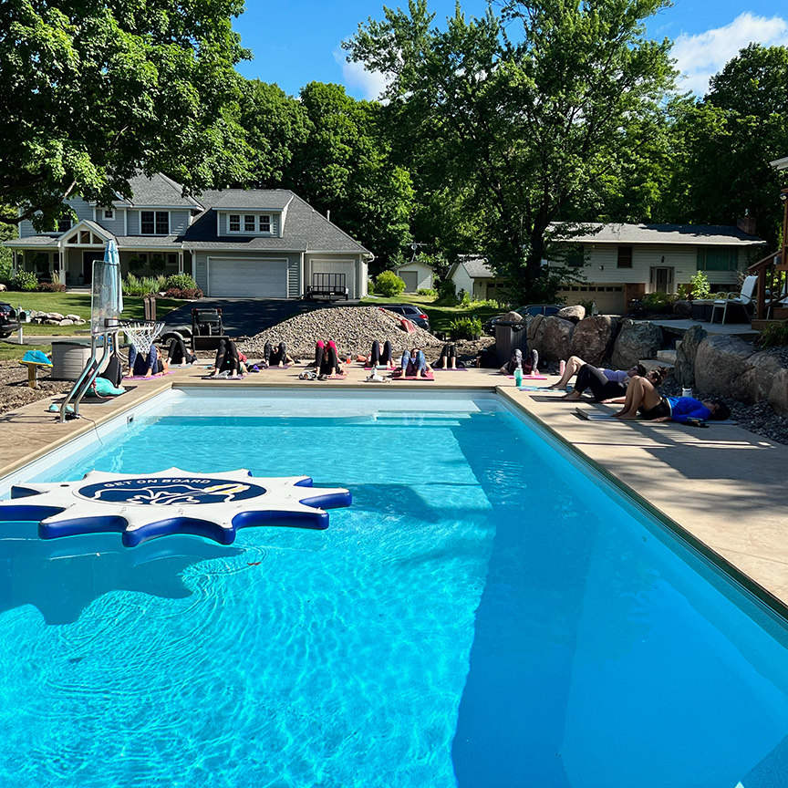 poolside-pilates-class-pilatesbody-by-kayla-pilates-instructor-studio-minneapolis-long-lake-minnesota-june-1
