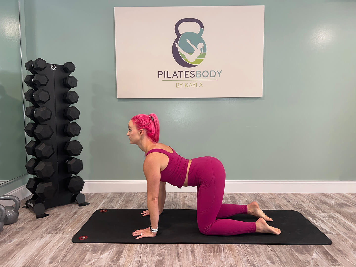 7 Pilates Stretches for Breastfeeding Moms to Relieve Neck