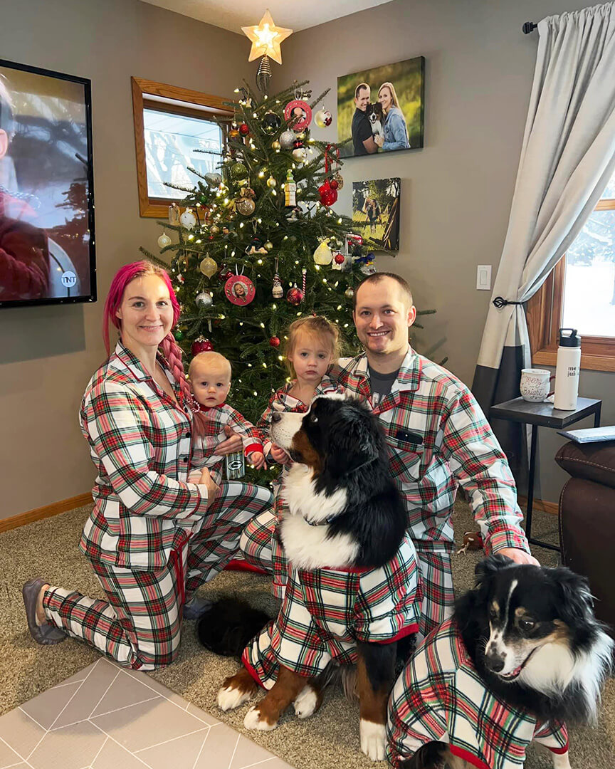 christmas-morning-pilates-workout-for-beginners-at-home-flannel-plaid-matching-family-pajamas-PILATESBODY-by-Kayla