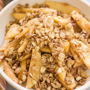 Healthy fall recipes, this apple crumble is made without refined sugar.