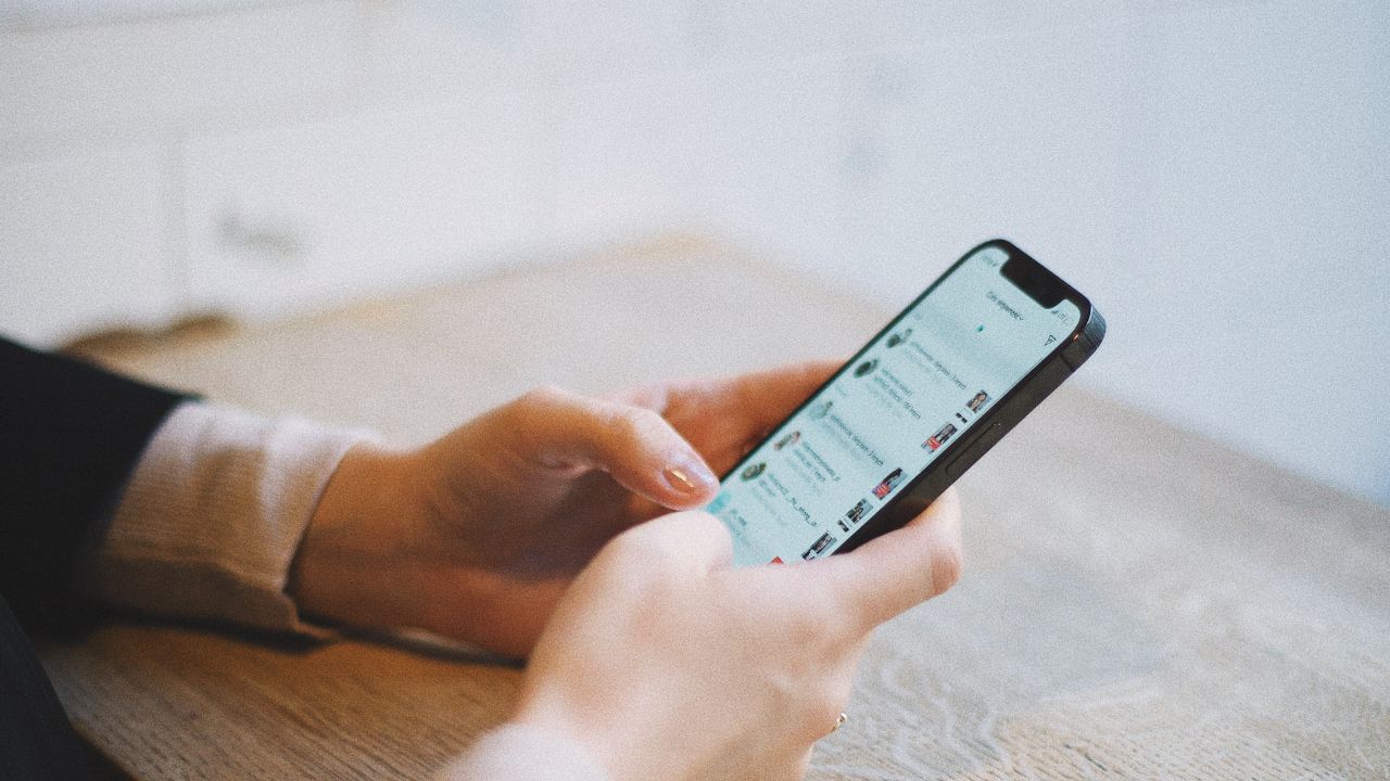 Why you need a social media break.
